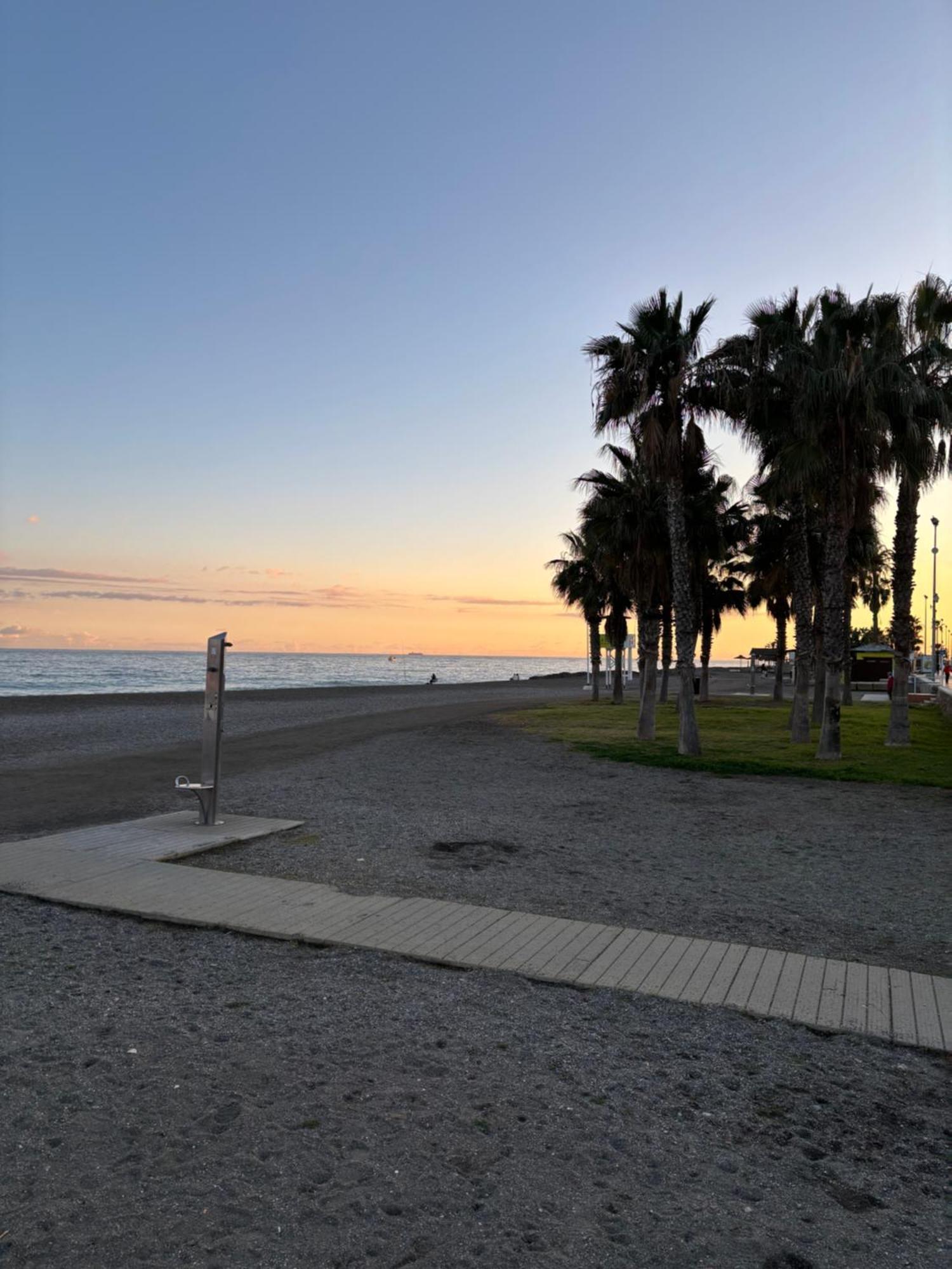 Estudio En Torre Del Mar A 3 Minutos Andando De La Playa Eksteriør billede